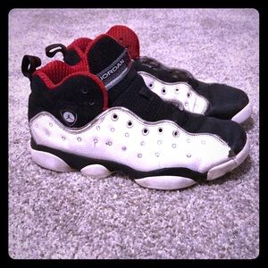 Jordan jumpmans size 6 youth